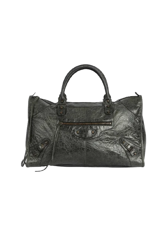 Ride The Style Wave AGNEAU CLASSIC HARDWARE WORK Classic And Modern Handbags Now More Affordable Ride The Style Wave AGNEAU CLASSIC HARDWARE WORK Classic And Modern Handbags Now More Affordable