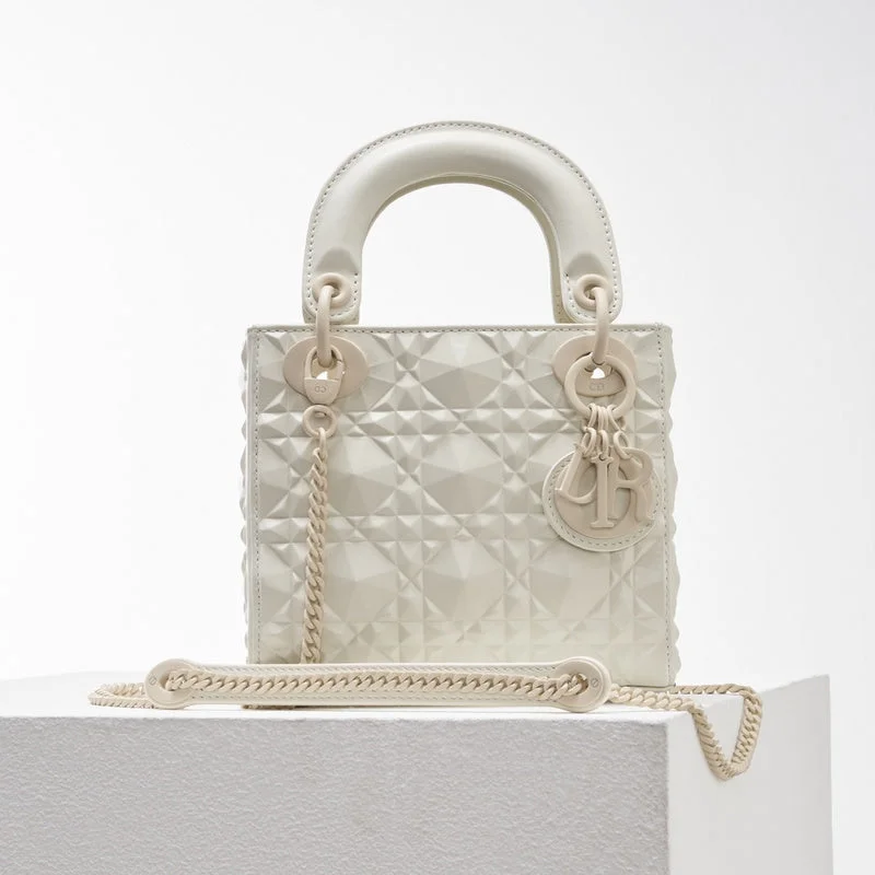 Chic Trends Unveiled LCE - DOR Bags - 406 Luxury Meets Affordability – Shop Stunning Bags Now Chic Trends Unveiled LCE - DOR Bags - 406 Luxury Meets Affordability – Shop Stunning Bags Now
