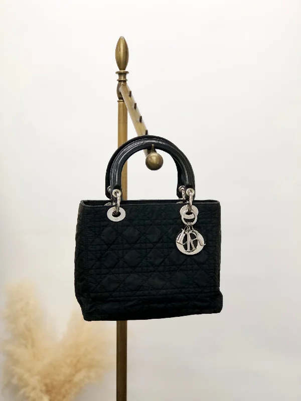 Snag Fabulous Fashion Bargains Christian Dior Lady Dior Cannage Logo Charm Two-way Handbag Shoulder bag Black Vintage kty22j Affordable Luxury – Exclusive Savings On Premium Bags Snag Fabulous Fashion Bargains Christian Dior Lady Dior Cannage Logo Charm Two-way Handbag Shoulder bag Black Vintage kty22j Affordable Luxury – Exclusive Savings On Premium Bags