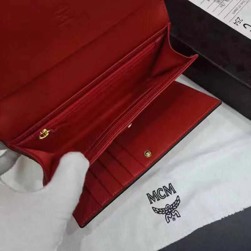 Trendy And Discounted Designer Handbags Lawi - MQM Wallets - 051 Upgrade Your Look With Fashionable Bags Trendy And Discounted Designer Handbags Lawi - MQM Wallets - 051 Upgrade Your Look With Fashionable Bags