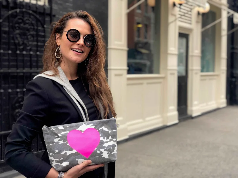 Cozy Handbags With Clearance Prices Clutch Bag: Grey Camouflage Limited-Stock Bag Clearance – Hurry Cozy Handbags With Clearance Prices Clutch Bag: Grey Camouflage Limited-Stock Bag Clearance – Hurry