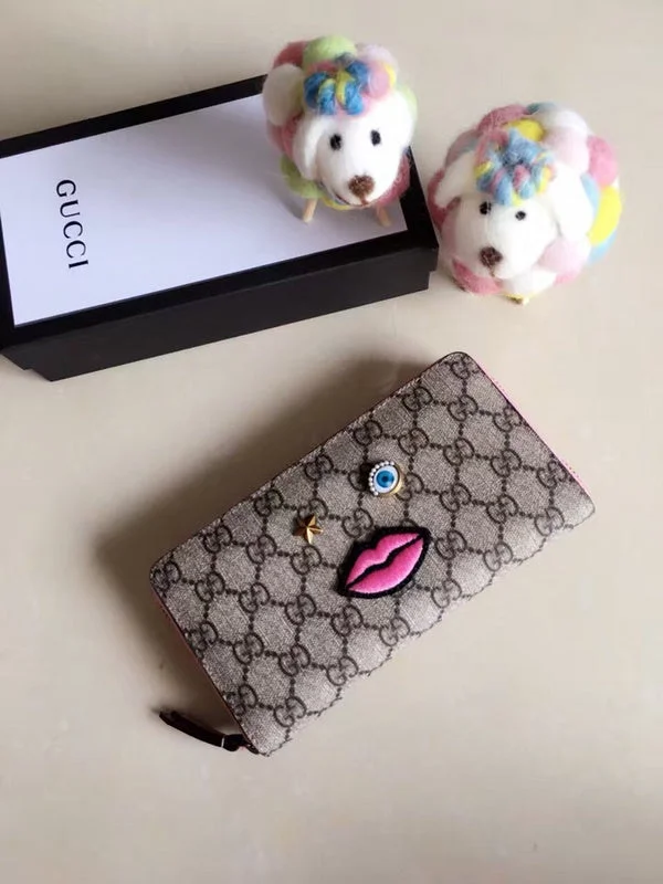 Explore What's New Lawi - Guki Wallet - 477 Best Handbag Sale Of The Season