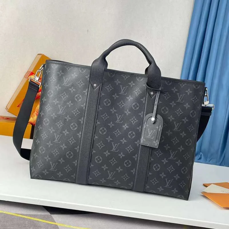 Fashion Forward Femininity LOV2 Bags - Luxurious Bags 146 Premium Handbags At Exclusive Prices Fashion Forward Femininity LOV2 Bags - Luxurious Bags 146 Premium Handbags At Exclusive Prices