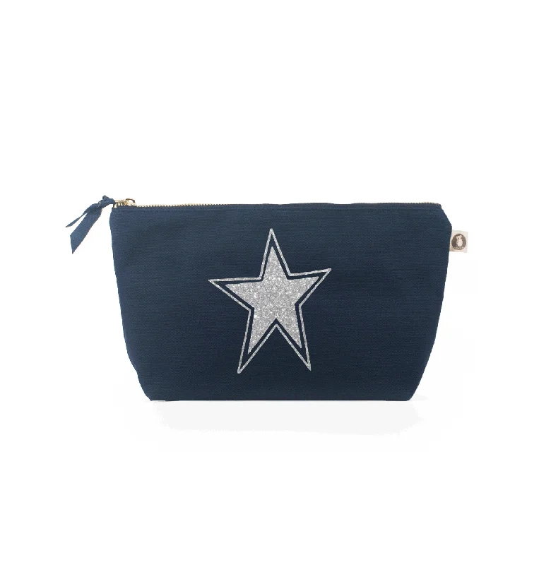Fashion Deal Clutch Bag: Navy Fashion-Forward Bags At Limited-Time Offers