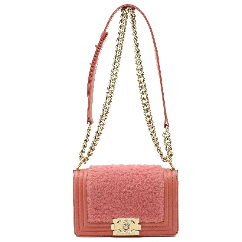 Stylish Deals Chanel Boy Shearling Leather Chain Bag Carry Elegance For Less – Best Bag Deals Here Stylish Deals Chanel Boy Shearling Leather Chain Bag Carry Elegance For Less – Best Bag Deals Here