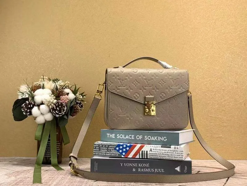 Active Lifestyles LOV2 Bags - Luxurious Bags  684 Classic Totes, Exclusive Deals