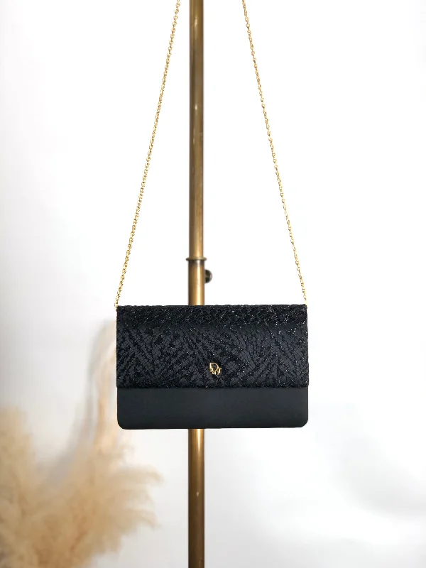 Luxury Casual Deals Christian Dior Logo Chain Shoulder bag Black Vintage mr3a3y Limited-Time Handbag Sale Luxury Casual Deals Christian Dior Logo Chain Shoulder bag Black Vintage mr3a3y Limited-Time Handbag Sale