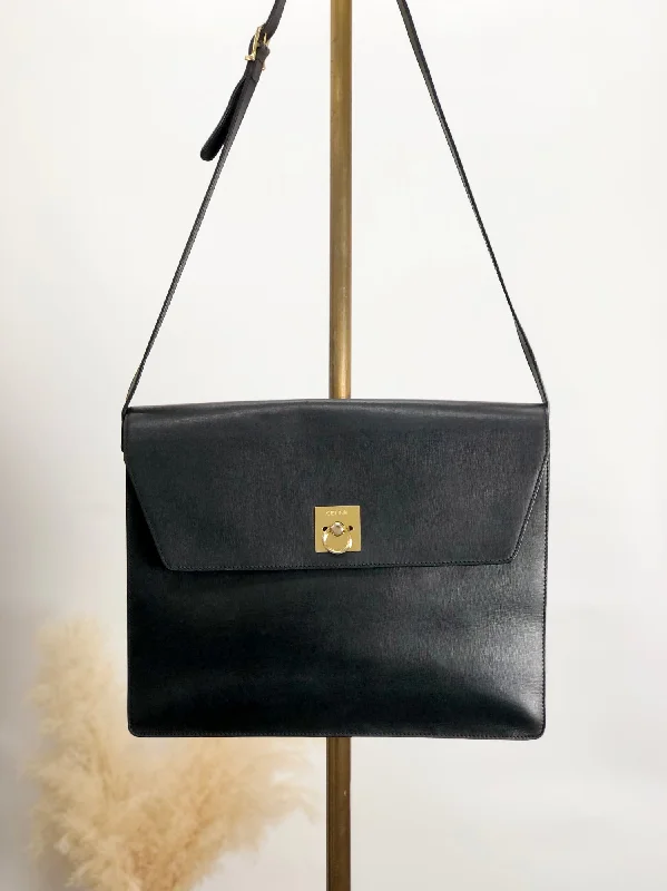 Unleash Your Trendy Side CELINE Gancini Shoulder bag Black Vintage 5p7kss Best Deals On Premium And Casual Bags – Act Fast Unleash Your Trendy Side CELINE Gancini Shoulder bag Black Vintage 5p7kss Best Deals On Premium And Casual Bags – Act Fast