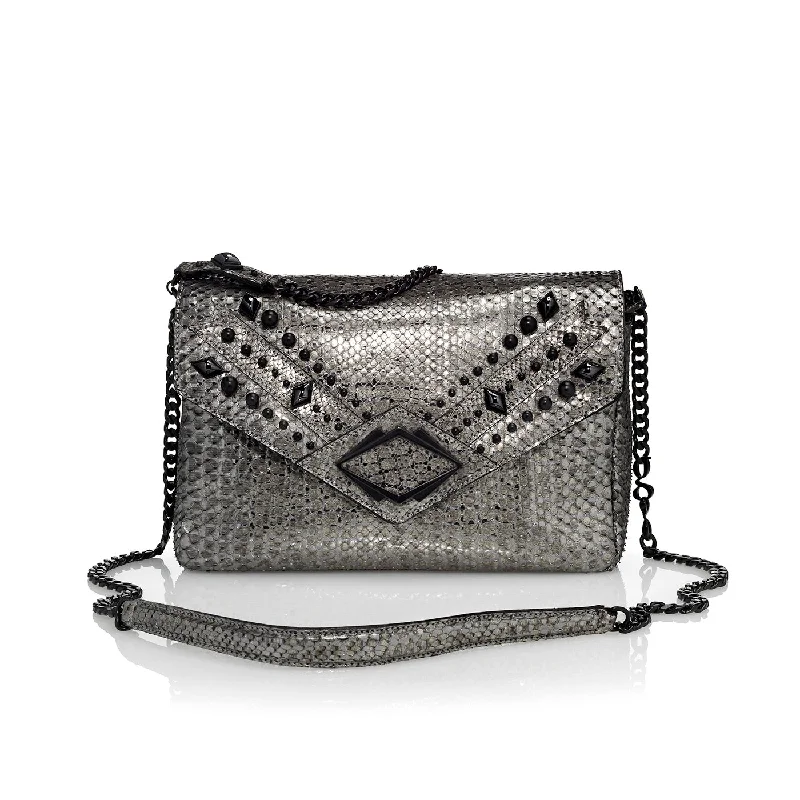 Vintage-Modern Style Offers Grande GG Premium Handbags At Budget-Friendly Prices
