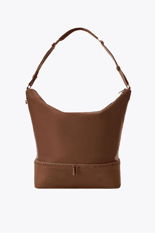 Trendy And Discounted Designer Handbags The Crescent Weekender in Maple Limited-Stock Handbag Sale For A Stylish Look Trendy And Discounted Designer Handbags The Crescent Weekender in Maple Limited-Stock Handbag Sale For A Stylish Look