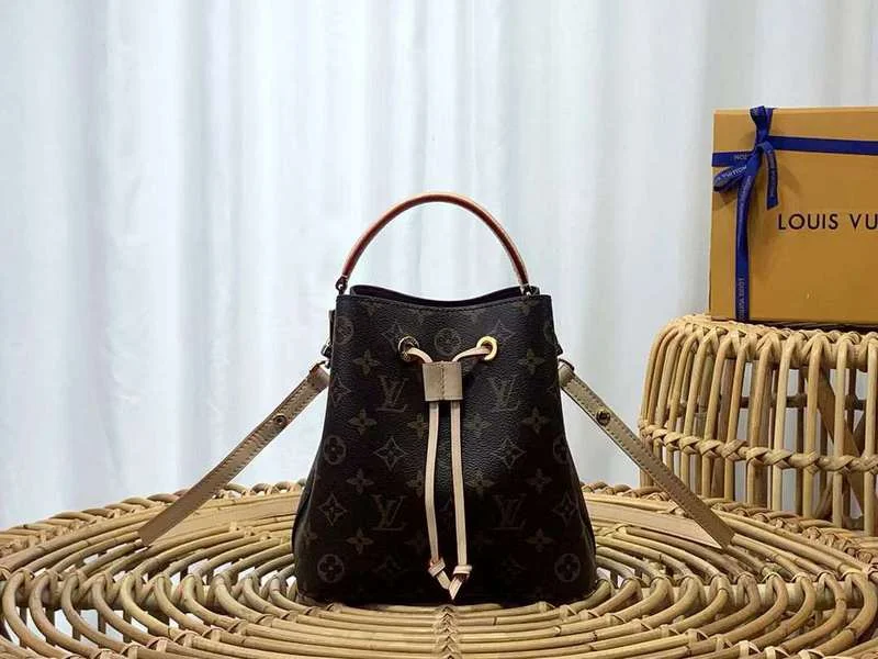Comfort Meets Fashion LOV2 Bags - Luxurious Bags  145 Designer Bags At Lower Prices