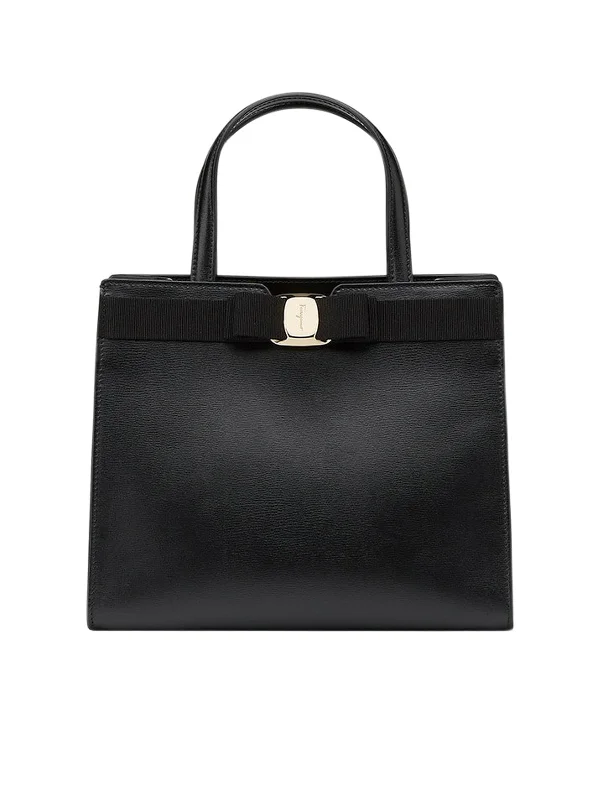 BOW TOTE BAG VARA Trendy Purses At Exclusive Promotional Rates