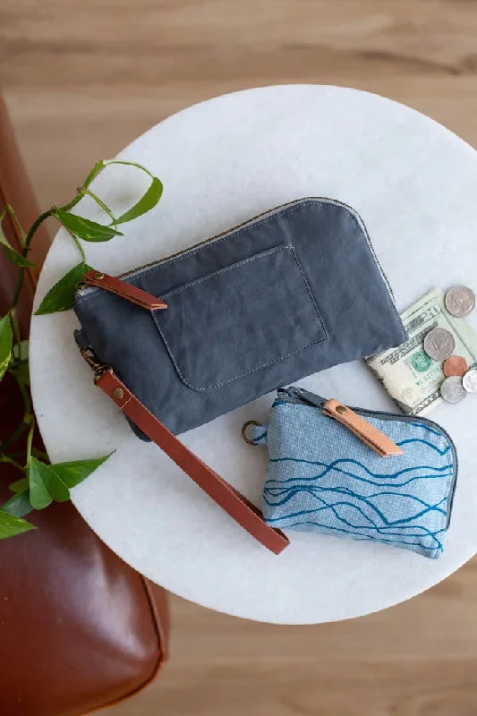 Noodlehead Yarrow Wristlet and Pouch Flash Sale On Designer Bags