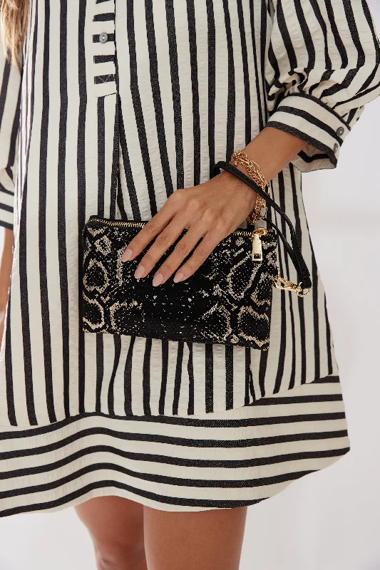 Riley Snake Crossbody/Wristlet Statement Handbags At Unbeatable Discounts
