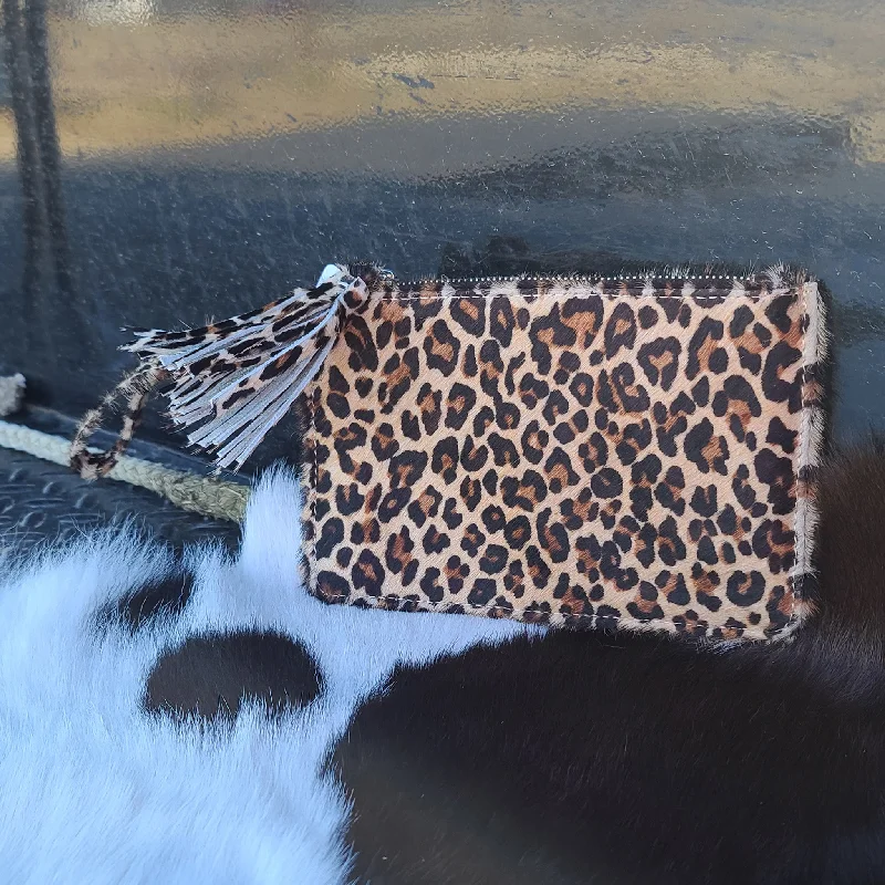 Cheetah Wristlet Premium Quality Bags, Budget Prices