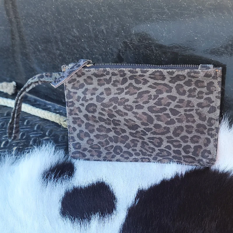 Grey Cheetah Wristlet The Perfect Bag Sale Is Here