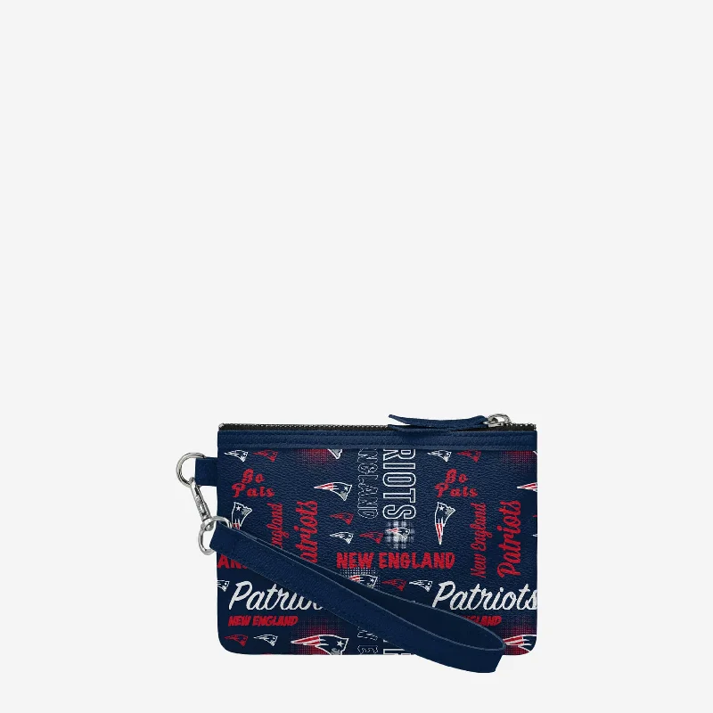 New England Patriots Spirited Style Printed Collection Repeat Logo Wristlet Timeless Handbags At Reduced Prices New England Patriots Spirited Style Printed Collection Repeat Logo Wristlet Timeless Handbags At Reduced Prices