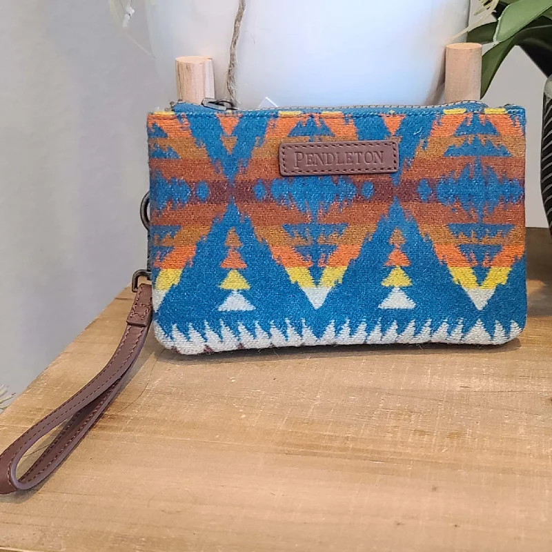 Pendleton Summit Peak 3 Pocket Wristlet Designer-Inspired Bags, Best Prices
