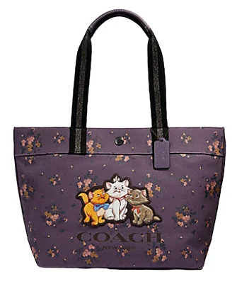 Party Bags For New Year's Eve And Special Occasions Coach Disney X Tote With Rose Bouquet Print and Aristocats Fashion Bags With Huge Discounts Party Bags For New Year's Eve And Special Occasions Coach Disney X Tote With Rose Bouquet Print and Aristocats Fashion Bags With Huge Discounts